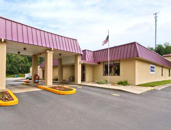 Travelodge Brookville Exterior photo